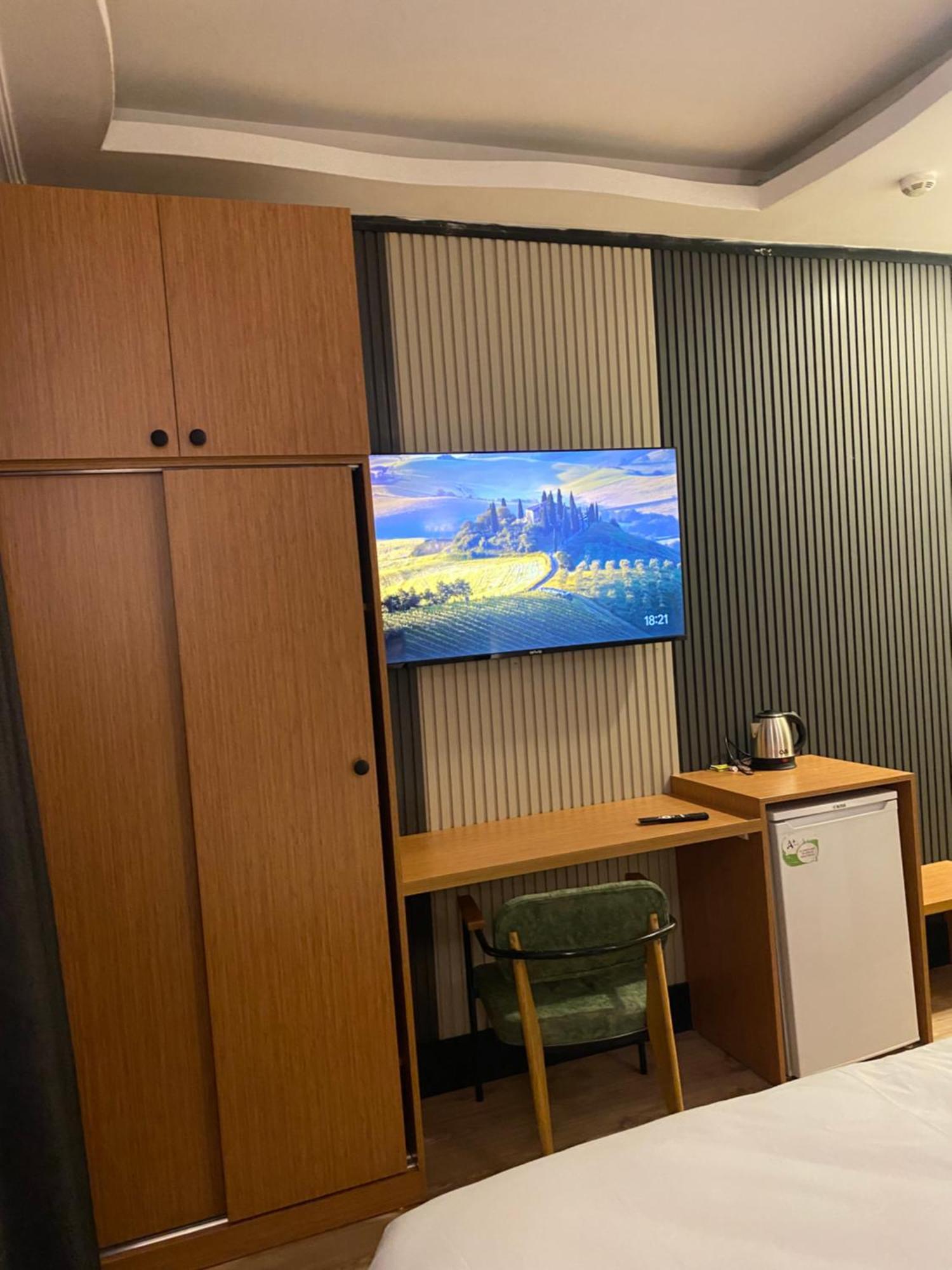 Rays Hotel Bakirkoey City Center Истанбул Екстериор снимка